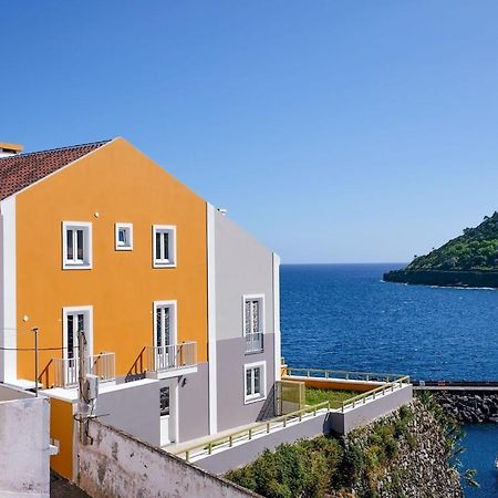 Mid-Atlantic Boutique Hostel Angra do Heroísmo Esterno foto