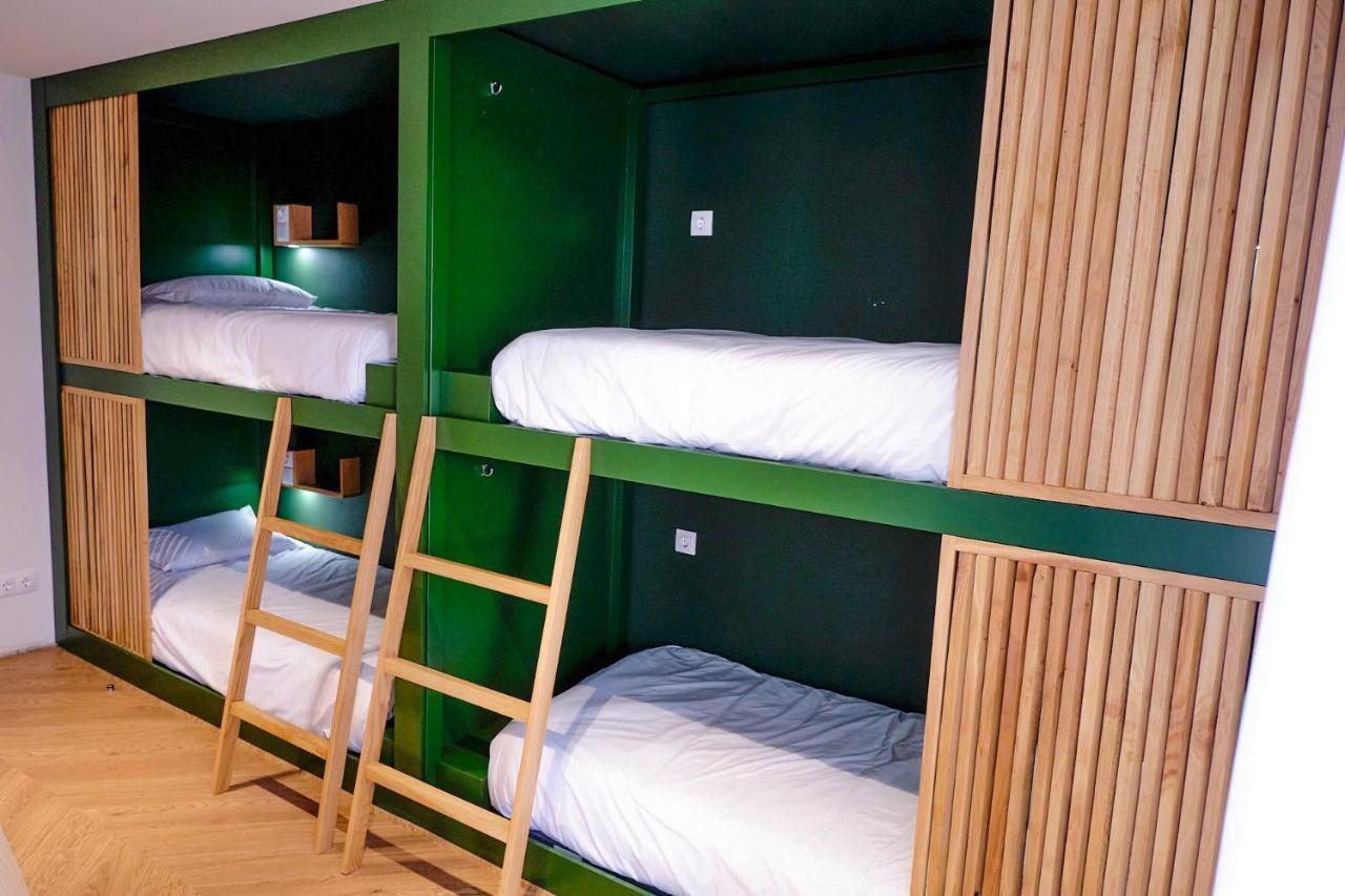 Mid-Atlantic Boutique Hostel Angra do Heroísmo Esterno foto