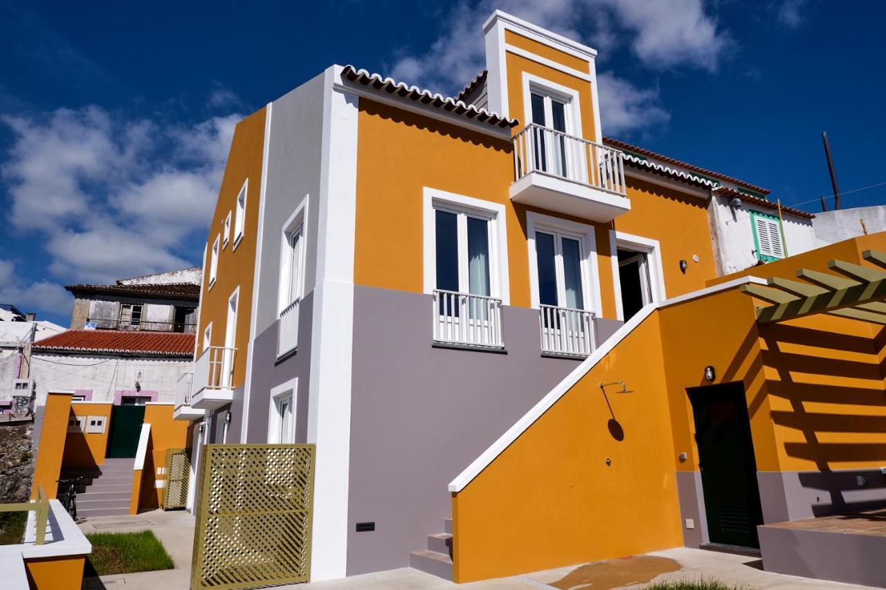 Mid-Atlantic Boutique Hostel Angra do Heroísmo Esterno foto